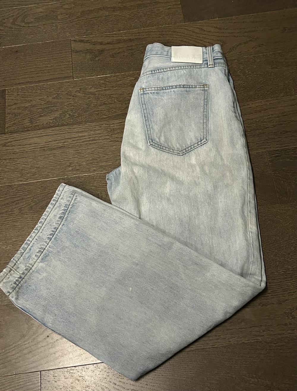 Aritzia Denim Forum The Farrah Hi-Rise Wide Leg Jeans - Light Wash
